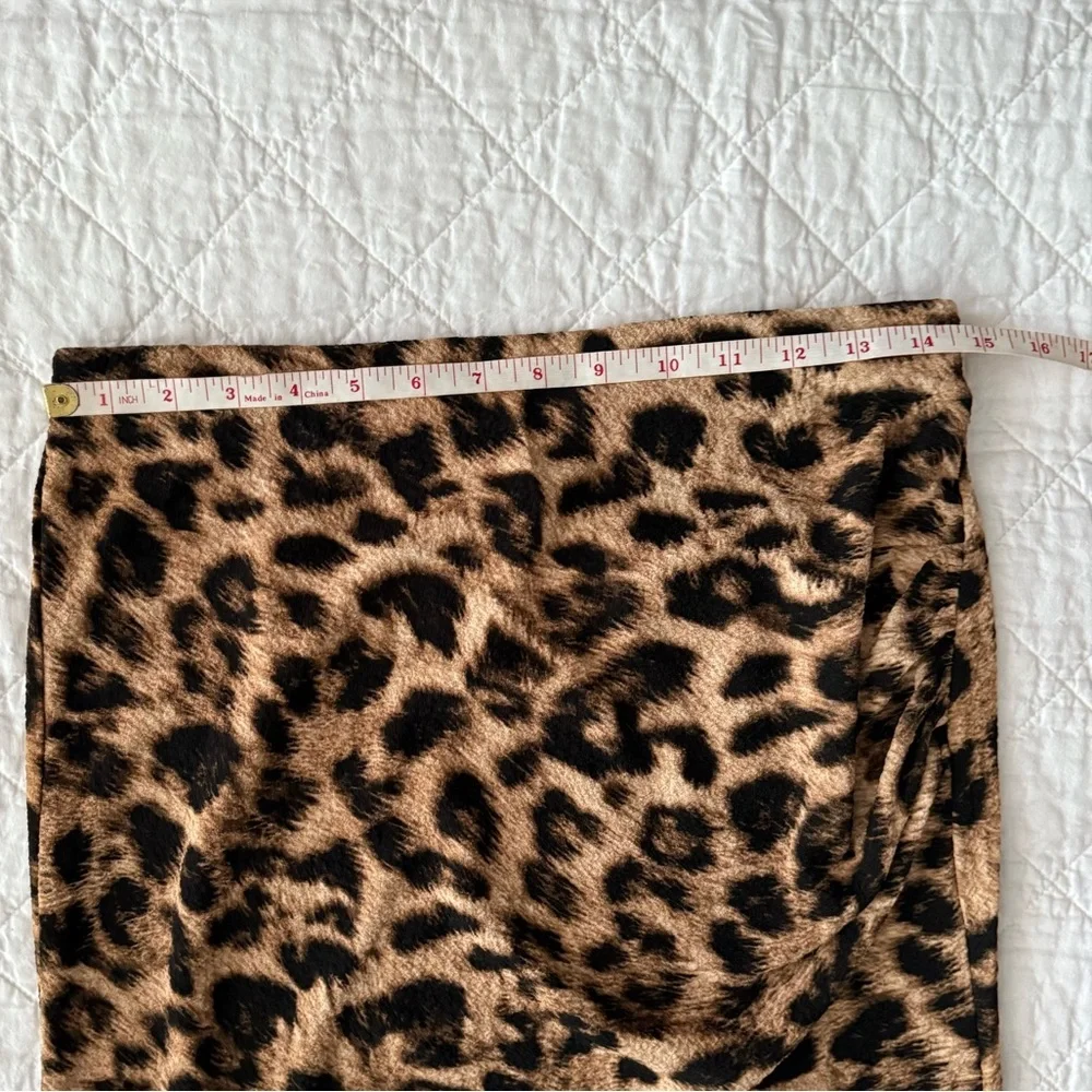 NWT H&M Animal Print Pencil Skirt